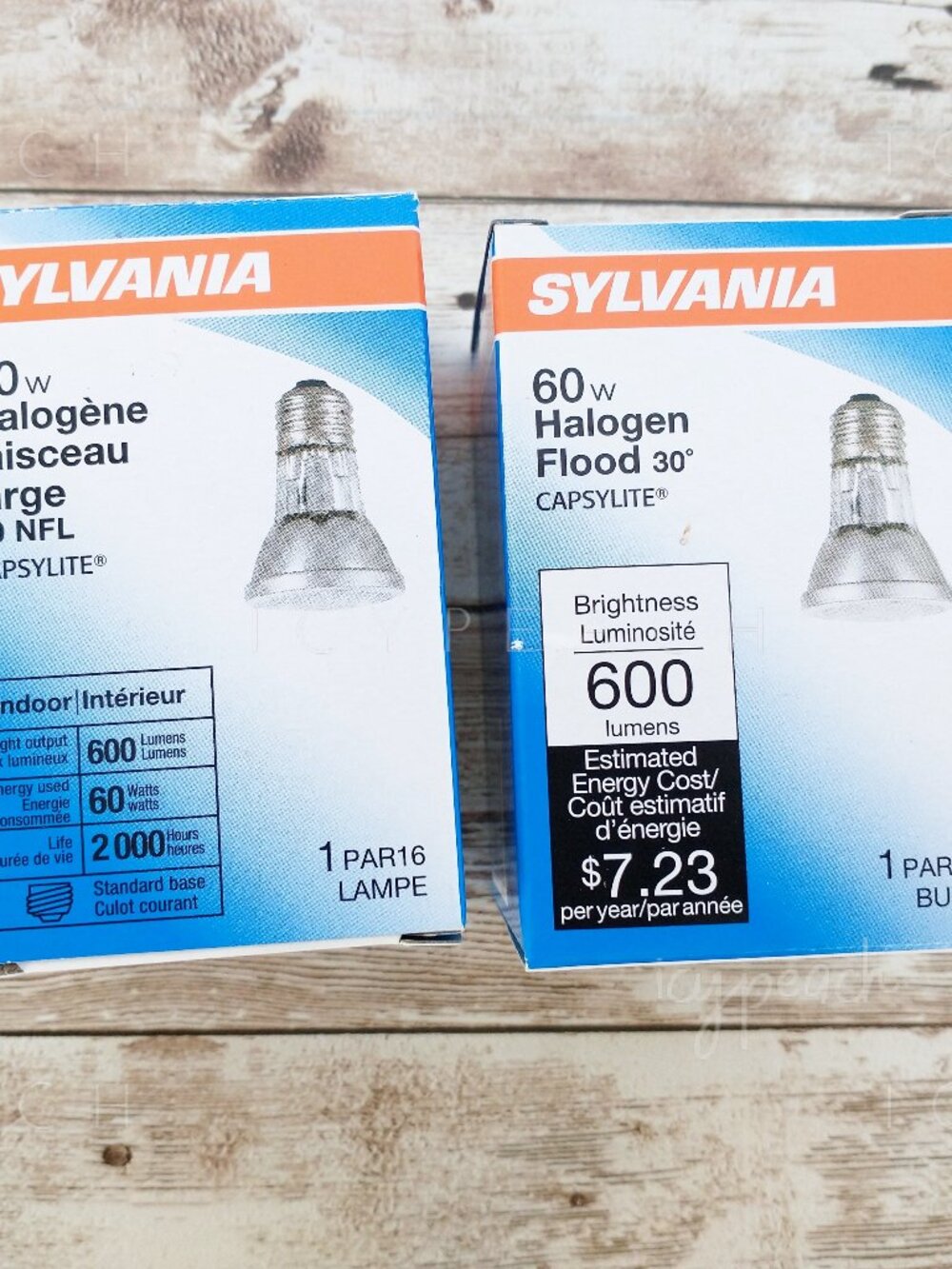 Sylvania 60 Halogen Flood Bulbs 2 Pack Capsylite 60PAR16/HAL/NFL30 Medium Base